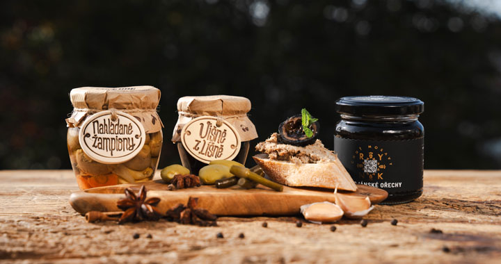 nakladane_delikatesy